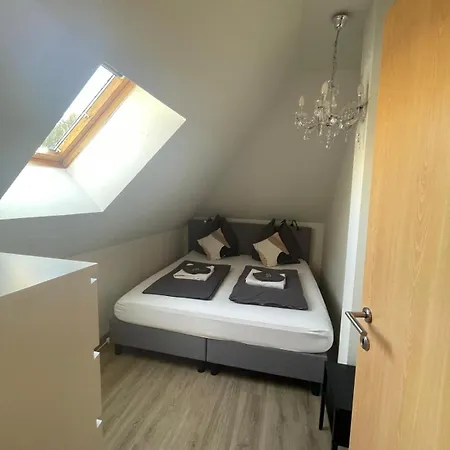 Bullsliving Seeapartment 4 Am Corso Velden am Woerthersee Exterior photo